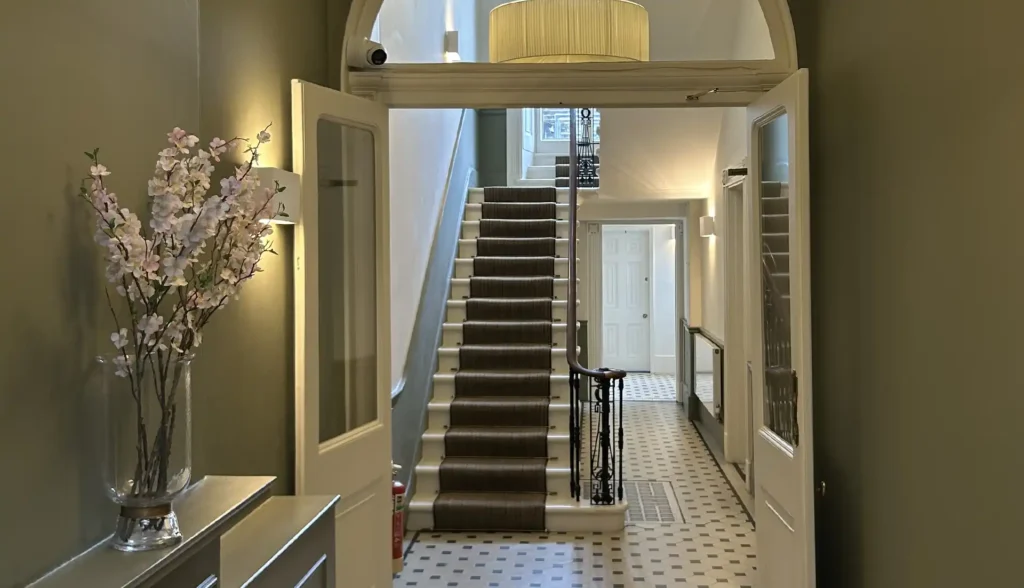 Strand Hair Restoration - Harley Street